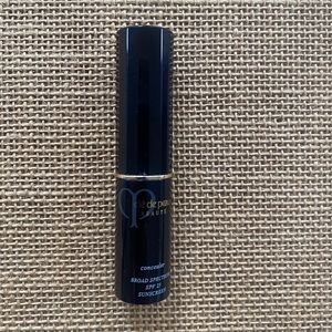 Cle de Peau Concealer Ivory